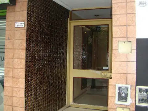 Castro Barros 1000, Piso 6