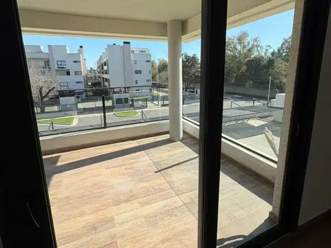 Departamento en Venta en Countries y Barrios Cerrados en Escobar, USD 150.000