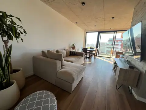 Departamento en Alquiler con 1 cocheras