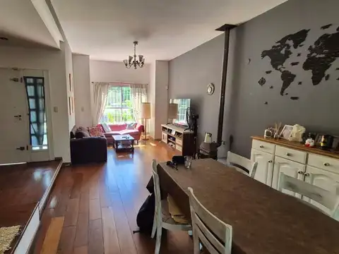 Casa 4 ambientes con 1 baño