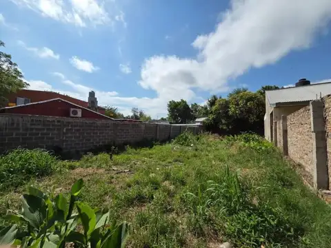 Terreno en Venta 30  mts Fondo