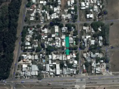 Terreno / Lote En Venta De 300m2 Kanner 8100