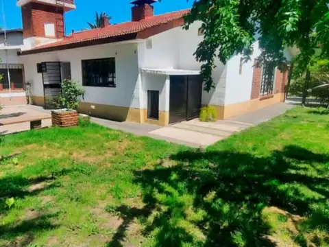 Alquiler  permanente casa 3 amb + dependencia