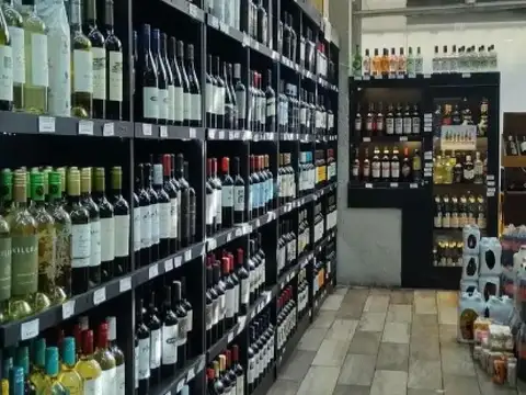 Fondo de Comercio en Venta - 3 Baños - 500mts - La Plata