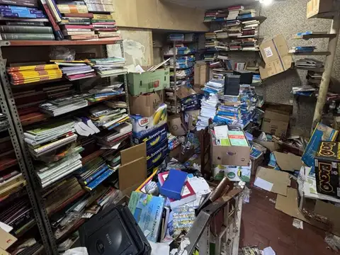 Local en Venta 51 años