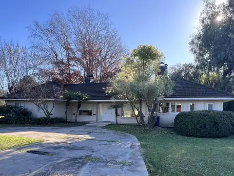 Casa en Country  Club San Diego - Buen estado