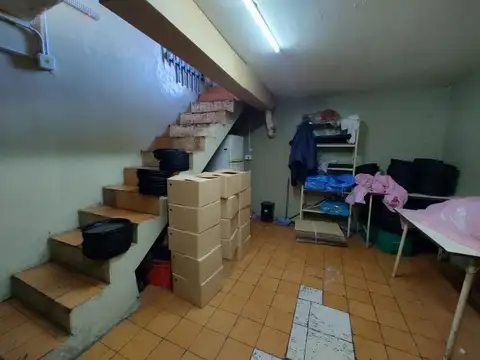 Local en Venta 72 años