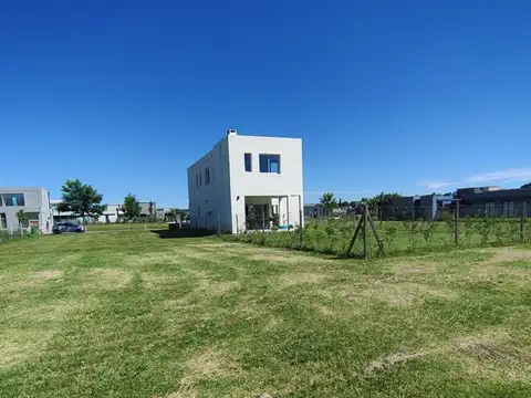 Almirante Guillermo Brown 4200