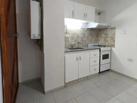 Padre Luis Monti 2500