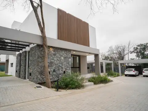 Casa en Venta en Villa Warcalde, USD 320.000