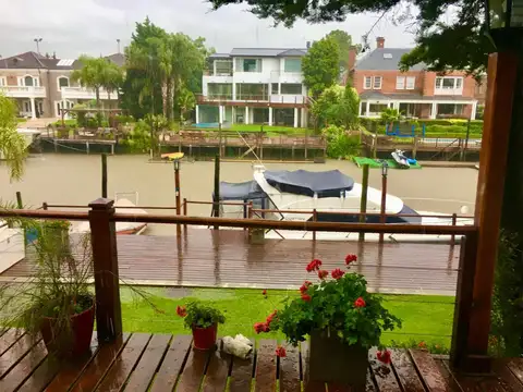 Casa en  venta en Marina del Sol , San Fernando,  con Amarra