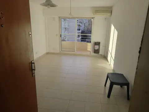 Avenida Directorio 2700, Piso 6°