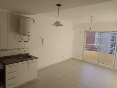 Departamento en Alquiler en Flores, $ 500.000