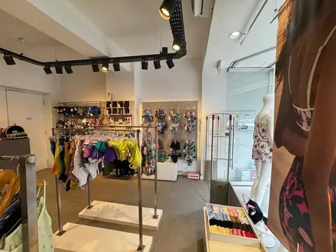 Local en Alquiler en Centro, $ 2.800.000