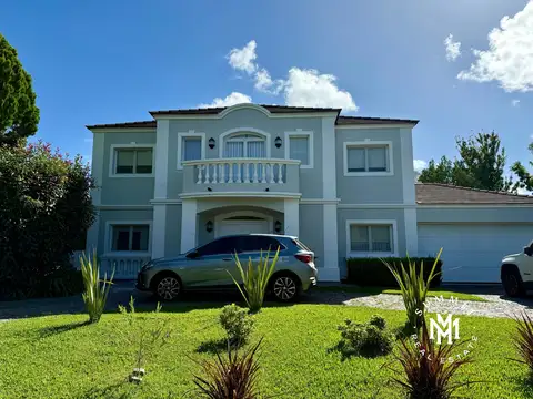 Casa en Venta en Abril Club De Campo, Countries y Barrios Cerrados en Berazategui