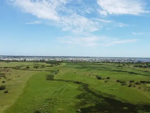 Fracción de 45.000 m² en ubicación estratégica, Camino Dique Luján