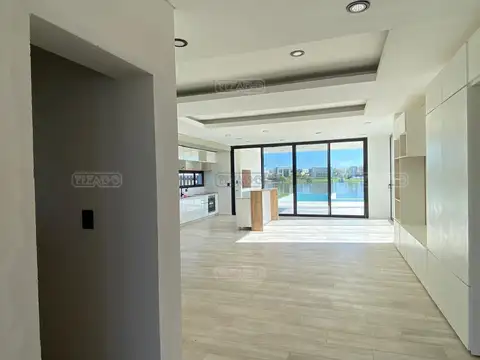 Casa  en alquiler fondo a la laguna en San Sebastian - AREA 8, San Sebastian, Escobar