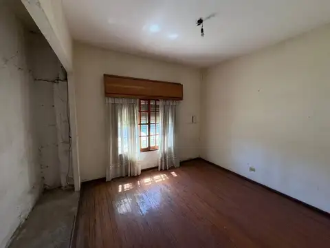 Casa en Excelente Ubicación a Buen Precio
