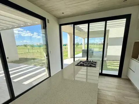 Casa en Venta en Vida Club De Campo, USD 550.000