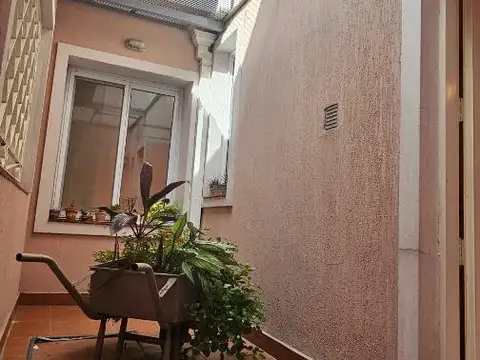 EXCELENTE CASA