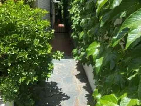 Casa en Venta en Adrogue, USD 410.000