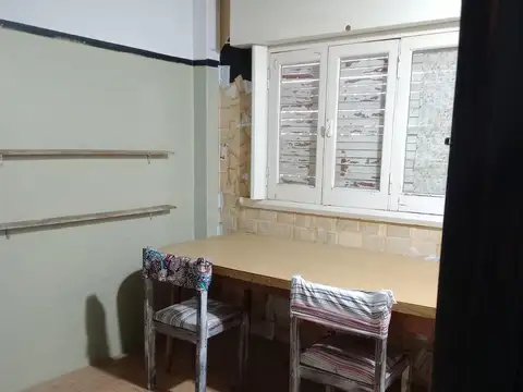 Casa en venta a refaccionar en 519 bis entre 172 y 173