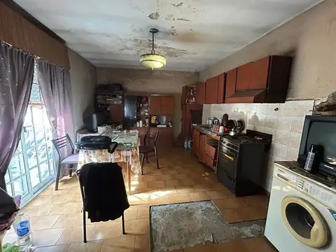 VENTA CASA 3 AMB+PH 2 AMB A/PERMUTA Z/CASEROS