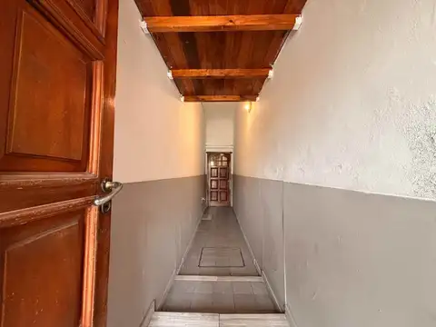 Depto Tipo Casa en Venta 46 años