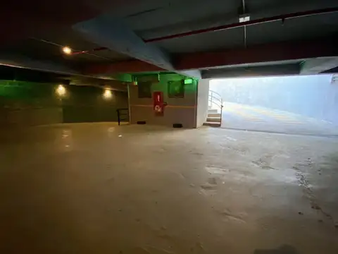 Cochera en Edificio Capitalinas