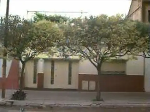 PH PLANTA BAJA FTE  3 AMB CON COCHERA INDEPENDIENTE