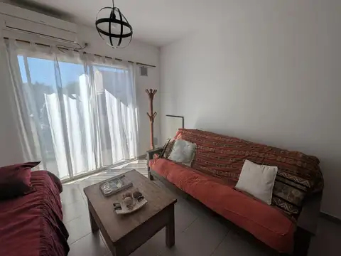 Departamento en Alquiler con 1 cochera