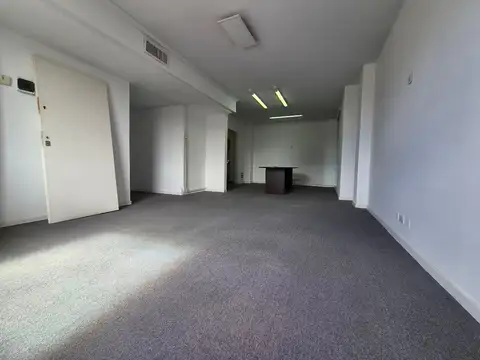 Oficina en Venta con 1 cochera
