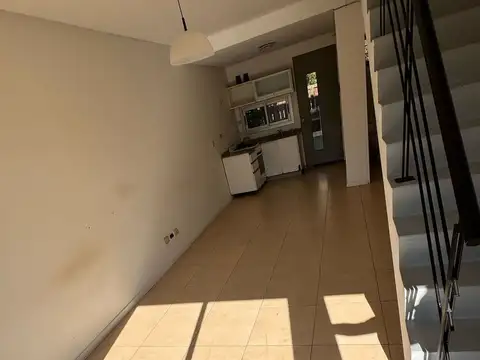 Departamento en Venta en Del Viso, USD 64.000