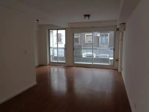 Departamento en Alquiler en Almagro, $ 880.000