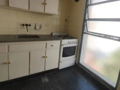 Casa 2 ambientes con 1 baño