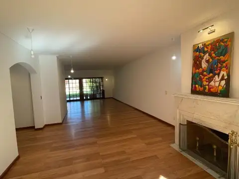 Casa en Venta en Martinez Vias / Libertador, USD 750.000