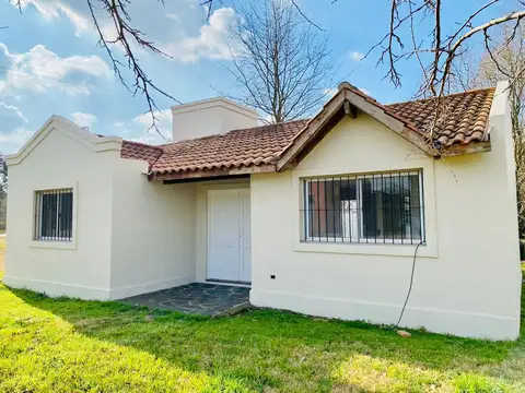 Casa en venta a reciclar en Carlos Keen 