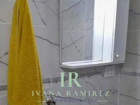 Casa 2 ambientes con 1 baño
