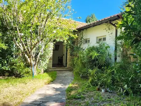 ALQUILER Casa 3 Ambientes con Pileta y Jardin.