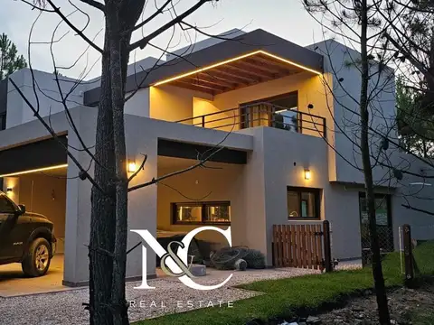 Casa en alquiler en Costa Esmeralda, a 100mts del mar