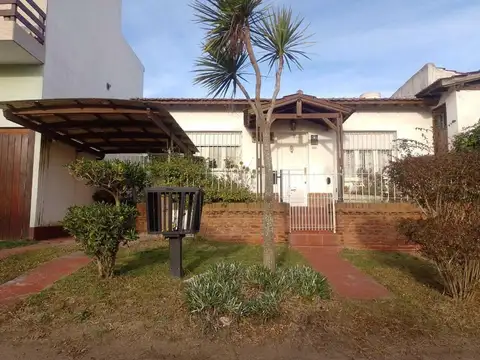 PH en venta - 2 Dormitorios 1 Baño - Villa Gesell