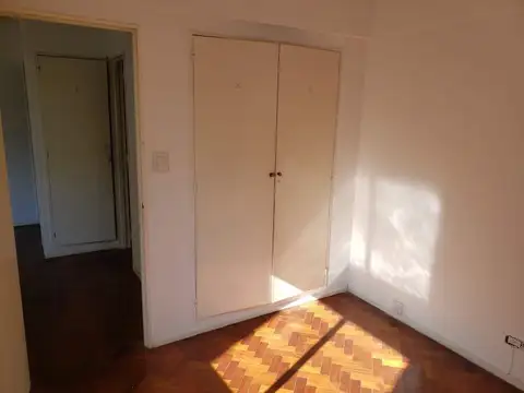 Venta departamento Olivos