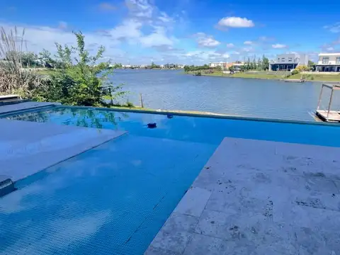 Casa en Venta en San Sebastián, USD 340.000