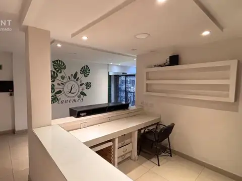 Local en venta en Flores