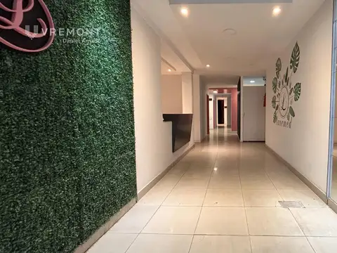 Local en Venta en Flores, USD 450.000