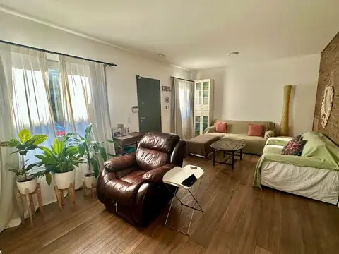 VENTA CASA 4 AMBIENTES HURLINGHAM BARRIO CERRADO