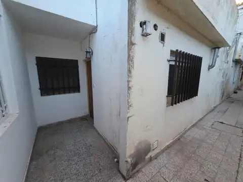 COLON 3131 , Piso 0