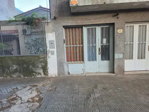 Depto Tipo Casa en Venta en República De La Sexta, USD 40.000