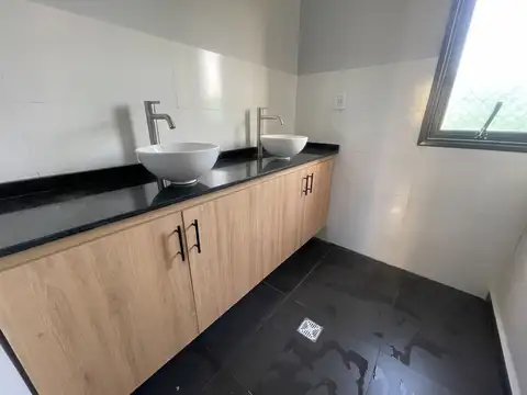 Casa en Venta al Oeste