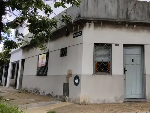 PH de 3 Ambientes con Patio y Terraza en Sarandí – Financiación Privada Disponible
